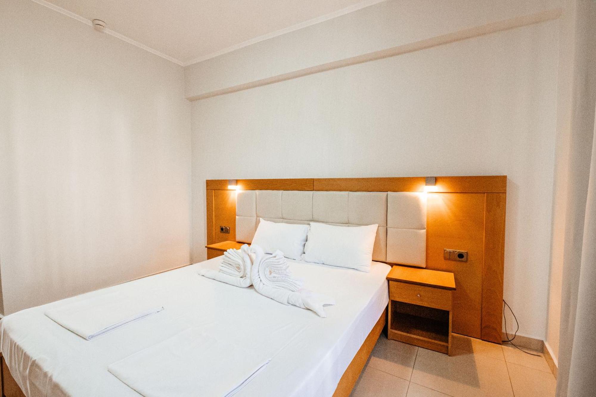 Hotel Marialena Потос Екстериор снимка
