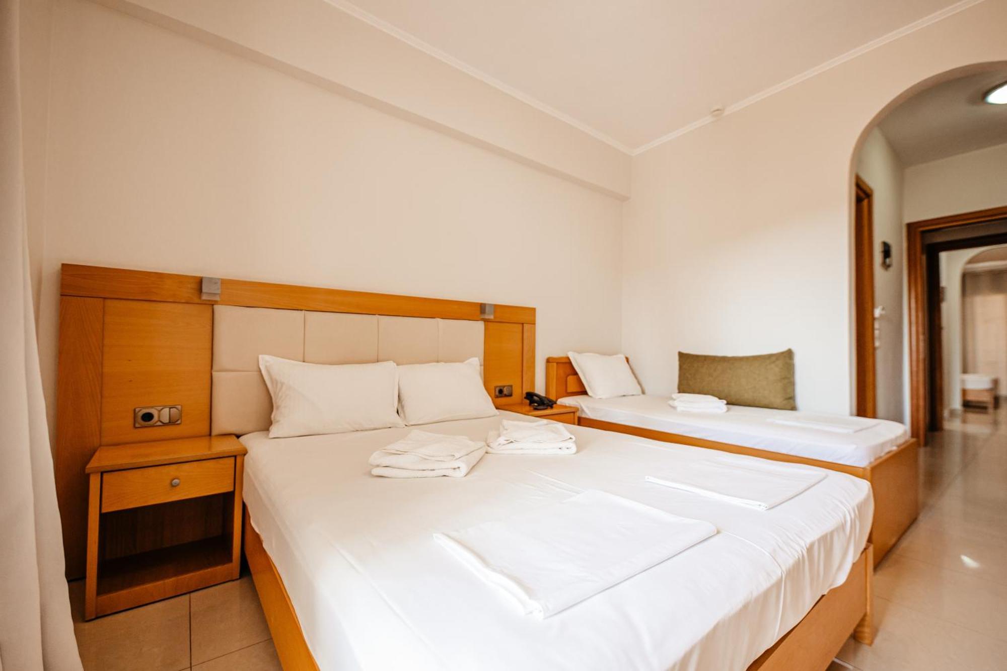 Hotel Marialena Потос Екстериор снимка