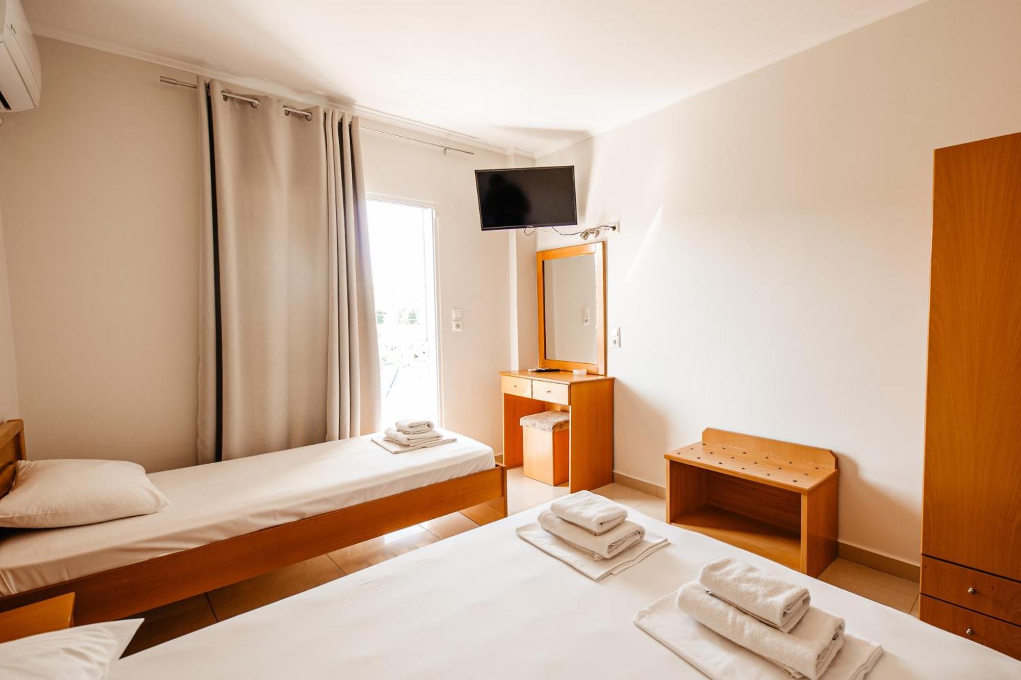 Hotel Marialena Потос Екстериор снимка