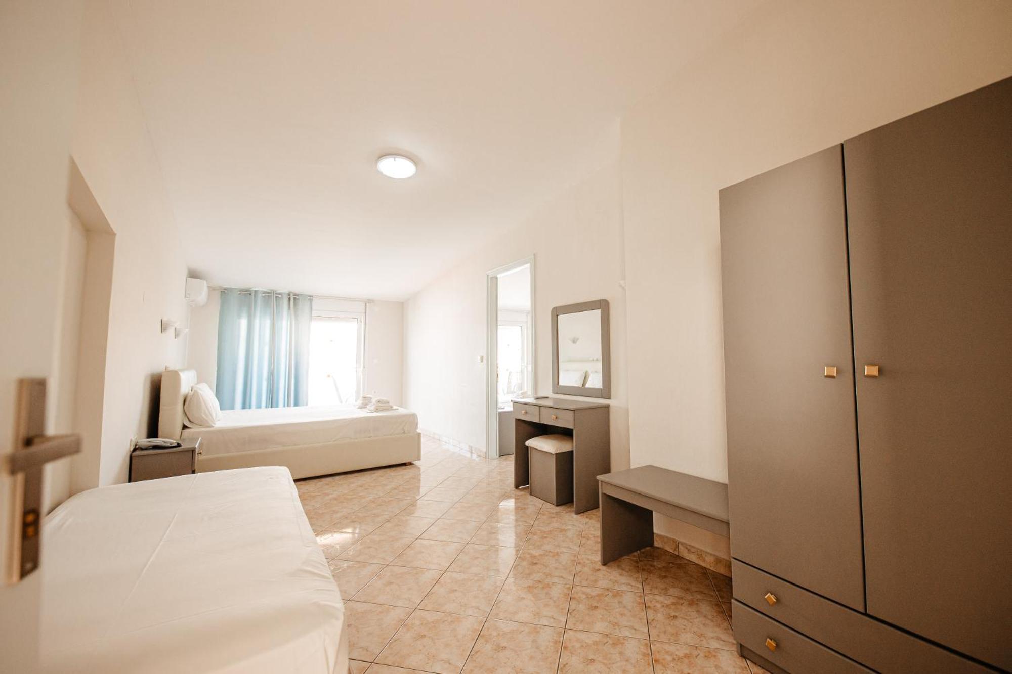 Hotel Marialena Потос Екстериор снимка